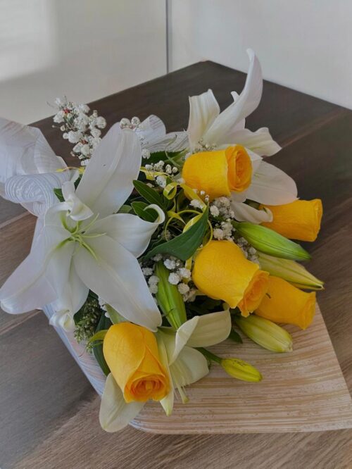 rosas amarillas y liluim